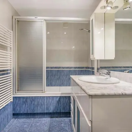 Apartment Comfy 4bd-2bth With Terrace In Plaza Espana Barcelona