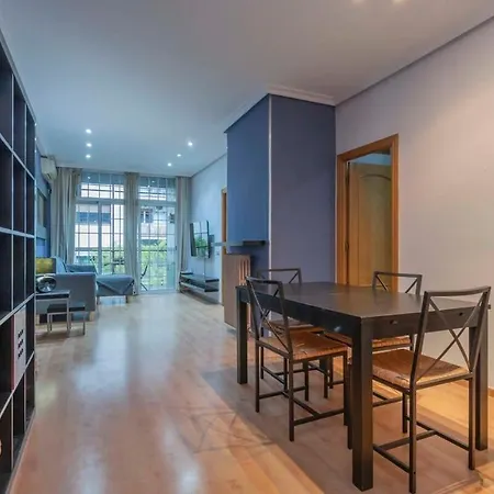 Apartment Comfy 4bd-2bth With Terrace In Plaza Espana