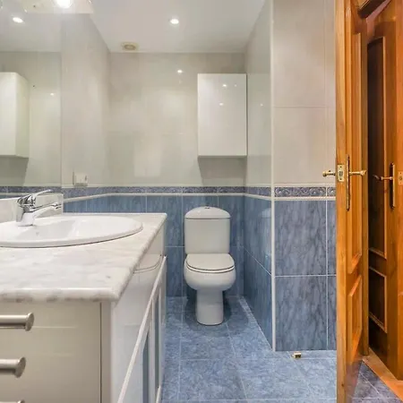 Apartment Comfy 4bd-2bth With Terrace In Plaza Espana Barcelona